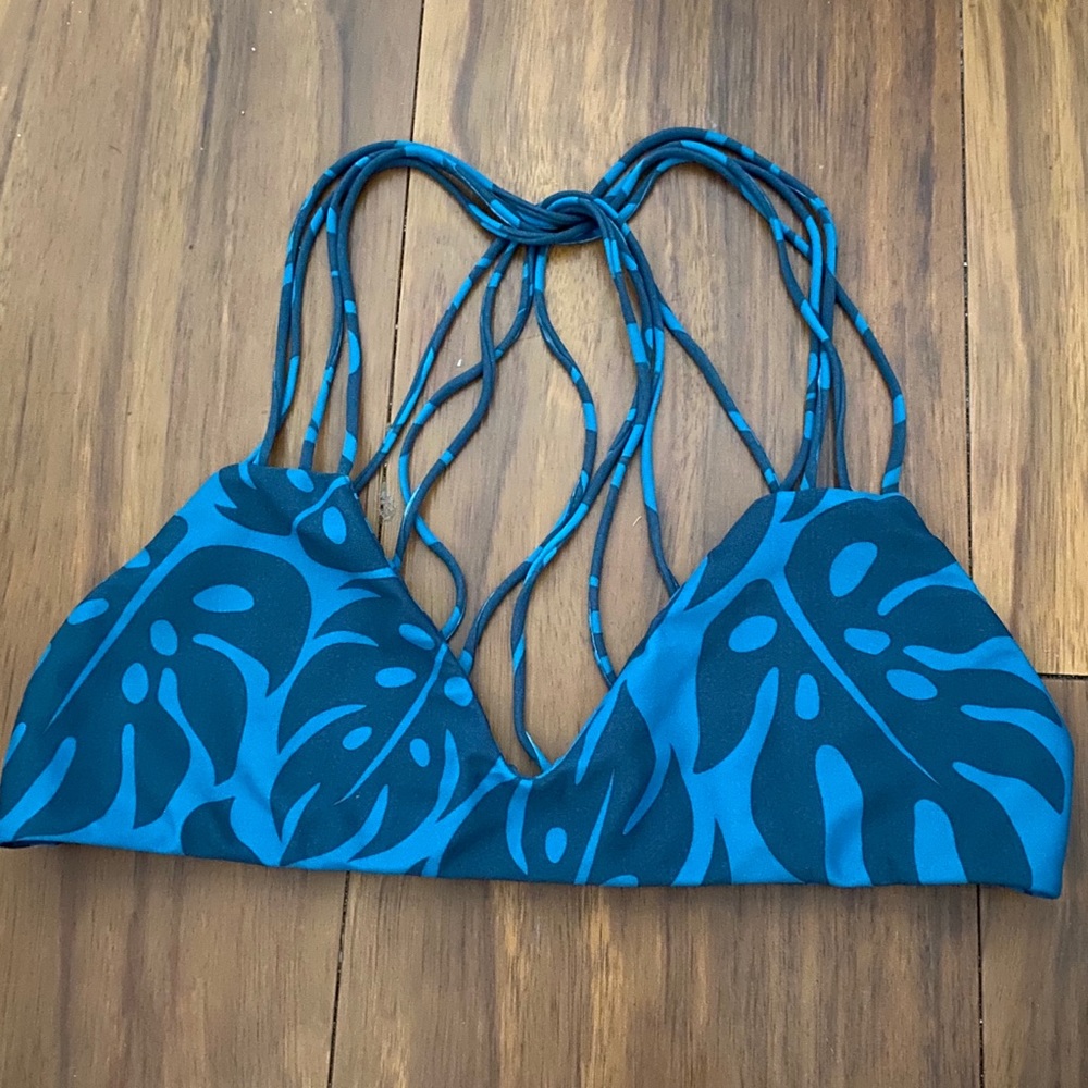 Mikoh Top